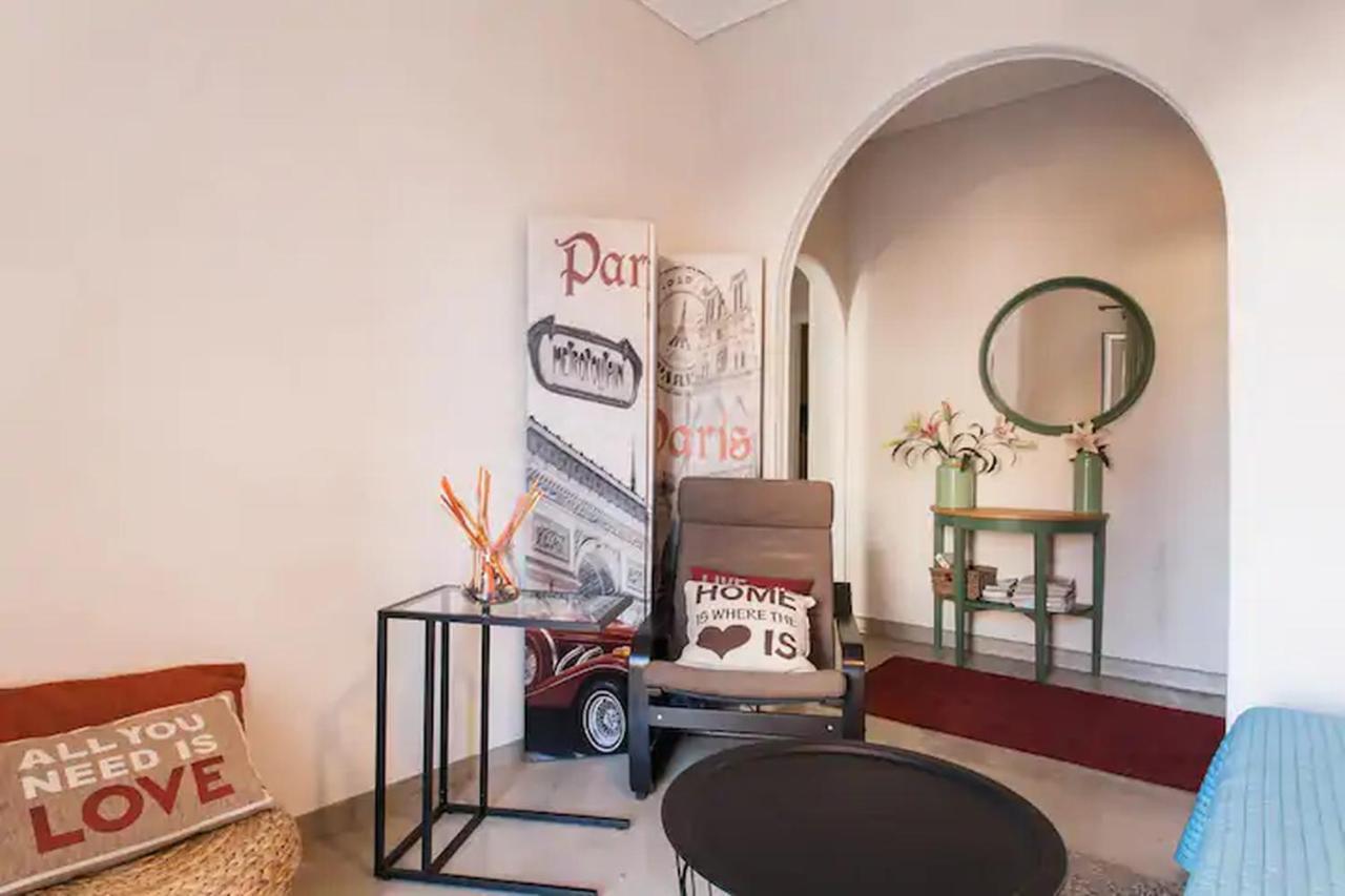 Openair Hot Tub/Big Balcony/Great Boutique Apt Athens Exterior photo