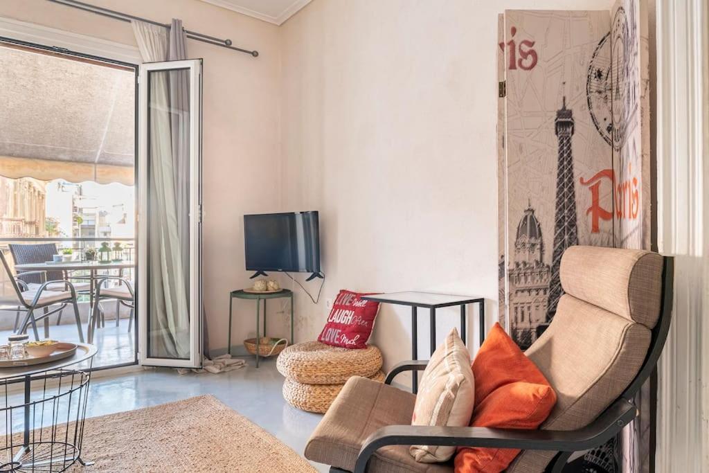 Openair Hot Tub/Big Balcony/Great Boutique Apt Athens Exterior photo